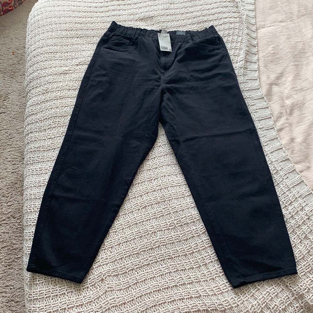 Ruched High Waist Mom Jeans in Blk